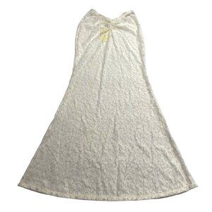 Bananhot Daisy Lace Maxi Skirt in Cream